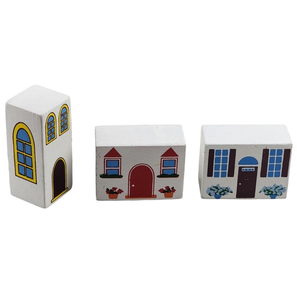 Wooden Railroad Accessories Mixed Lot Signs, Trees & More - Picture 5 of 6